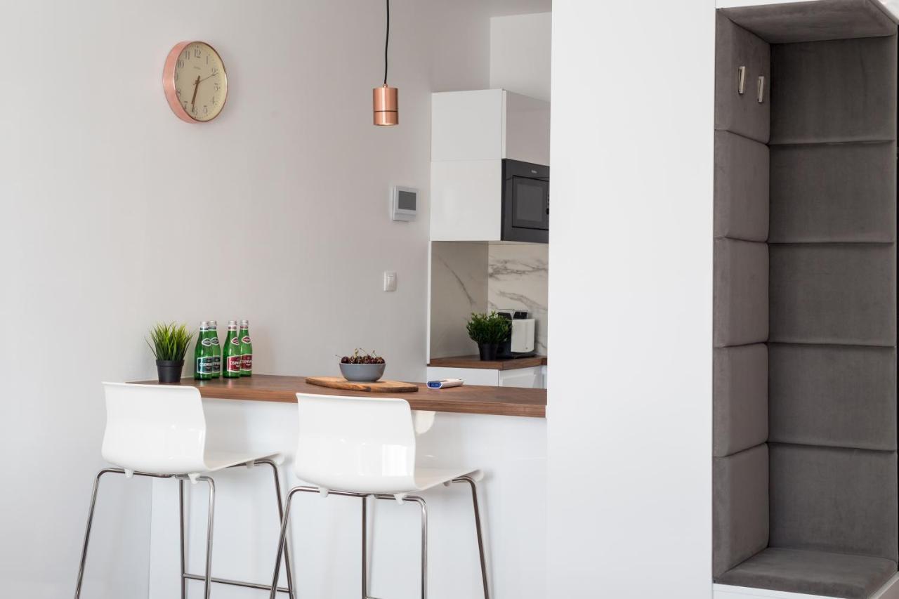 Sky Apartments Poznan Ngoại thất bức ảnh