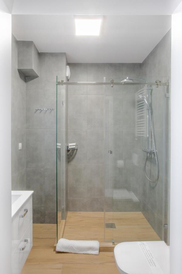 Sky Apartments Poznan Ngoại thất bức ảnh