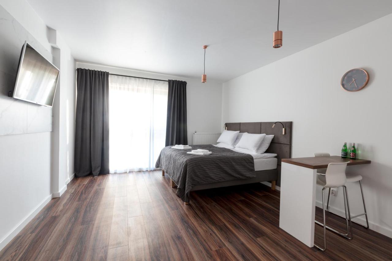 Sky Apartments Poznan Ngoại thất bức ảnh